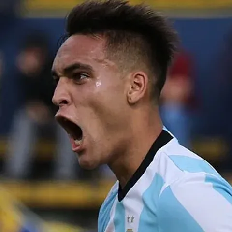 Lautaro Martínez in Argentina's blue-and-white stripes — the Inter Milan striker is in Lionel Scaloni's 26-man World Cup 2026 squad, announced via an AFA video on Thursday May 28, ahead of the title defence that opens vs Algeria at Arrowhead Stadium in Kansas City on Tuesday June 16