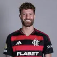 Léo Pereira